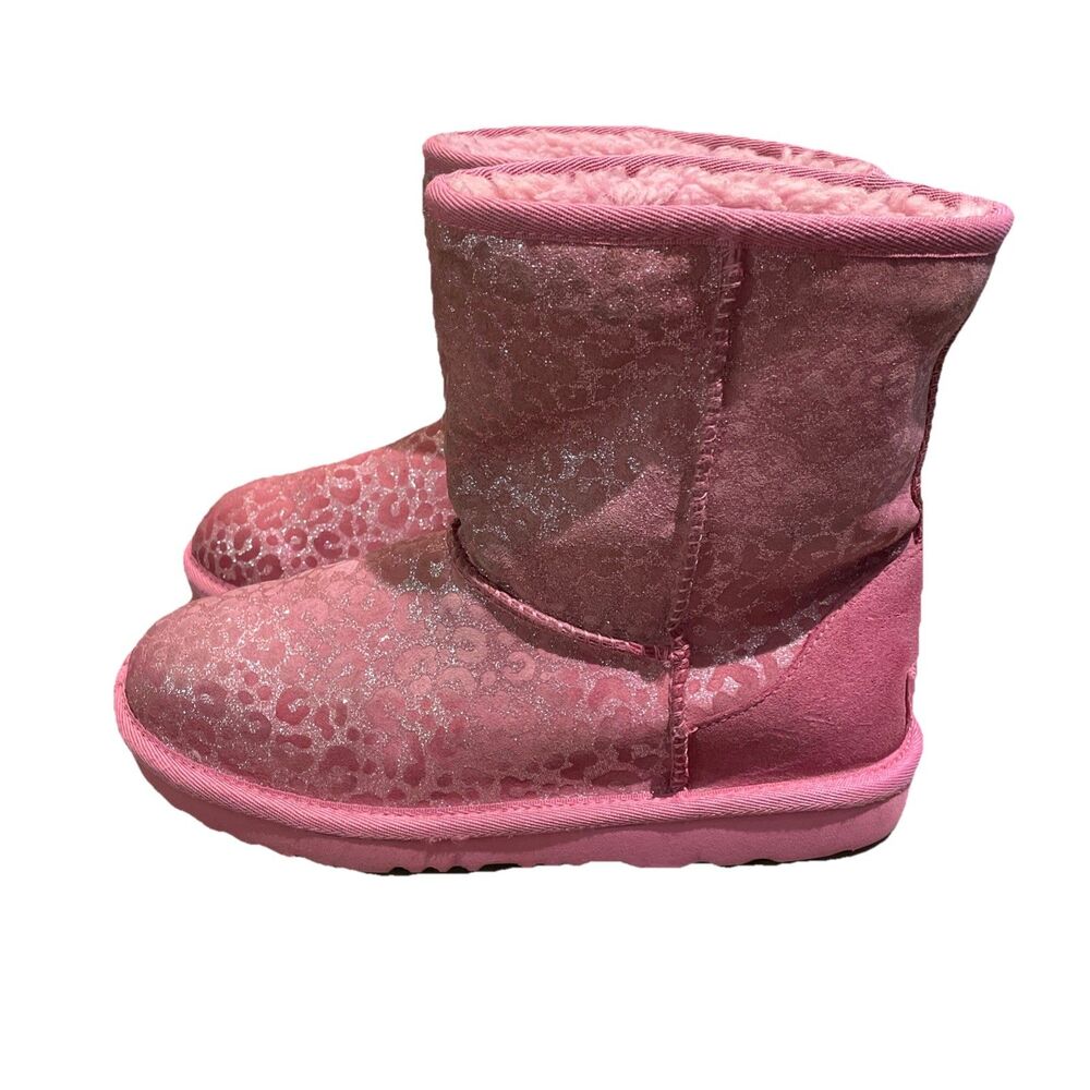 UGG Classic Short Pink Leopard Metallic Boots Womens 5 Sheepskin Lined
